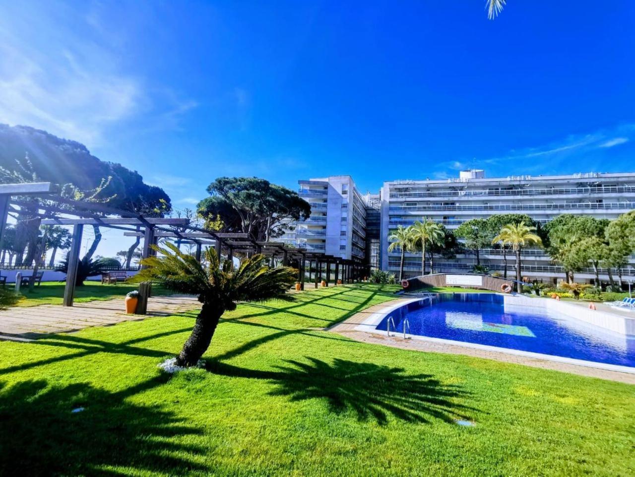 Seafront Apartment In Blanes Eksteriør bilde